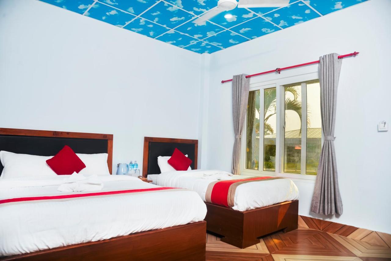 Hotel Greenland Safari سوراها المظهر الخارجي الصورة